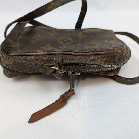 Louis Vuitton Mini Zippered Pouch Case - Picture 6 of 10